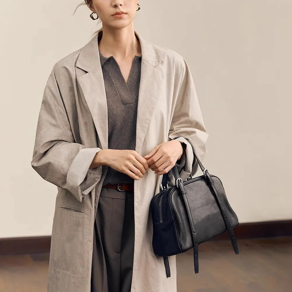 Women's genuine leather retro shoulder bag in horizontal square shape with double joint straps