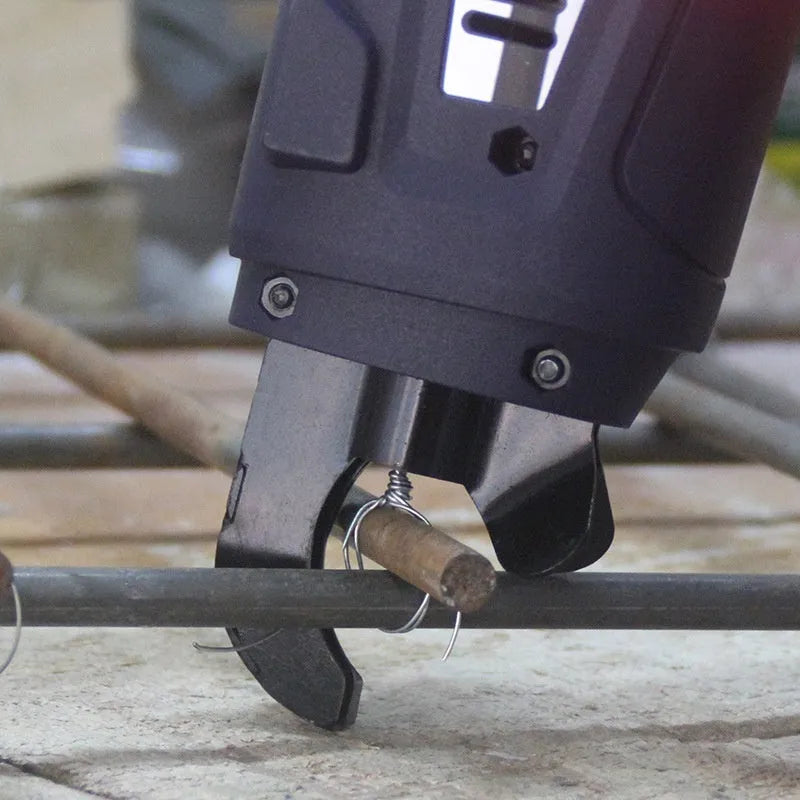 Electric steel bar tying machine with battery and charger for construction site rebar work