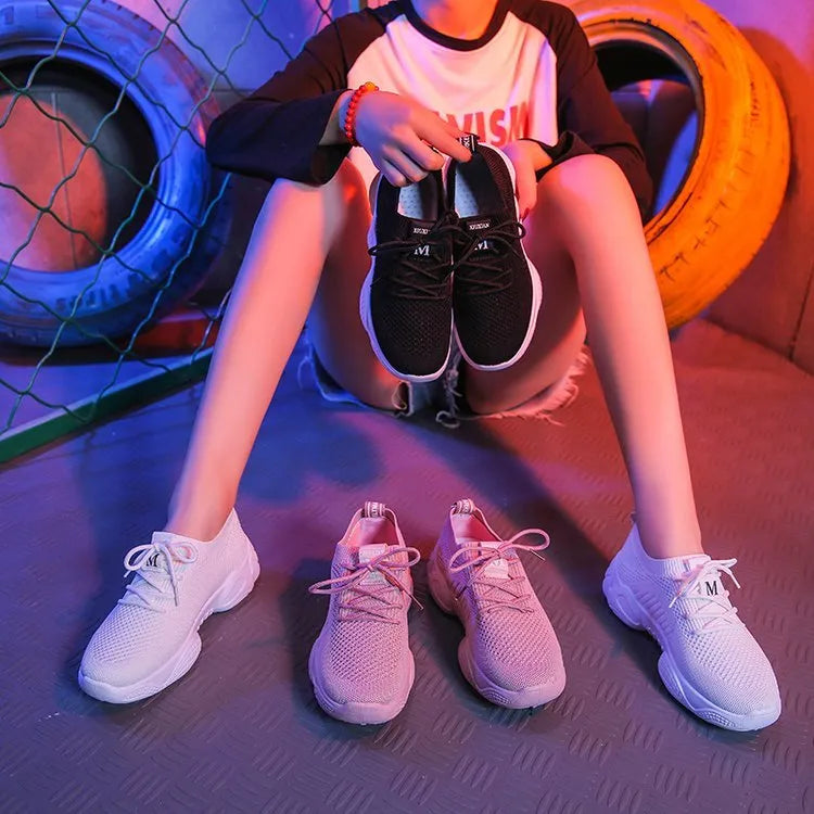 Women's white casual sports shoes with woven upper and thick rubber sole