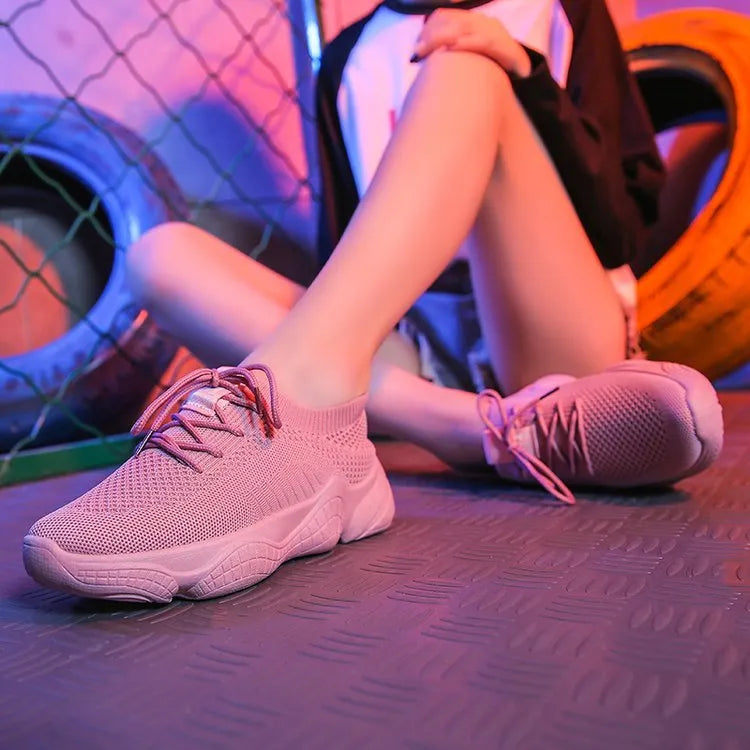 Women's white casual sports shoes with woven upper and thick rubber sole