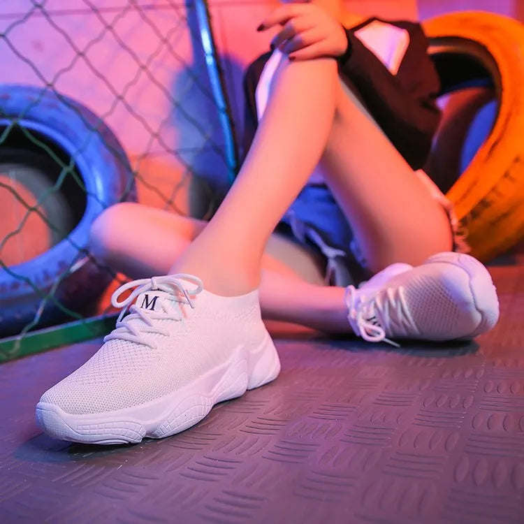 Women's white casual sports shoes with woven upper and thick rubber sole