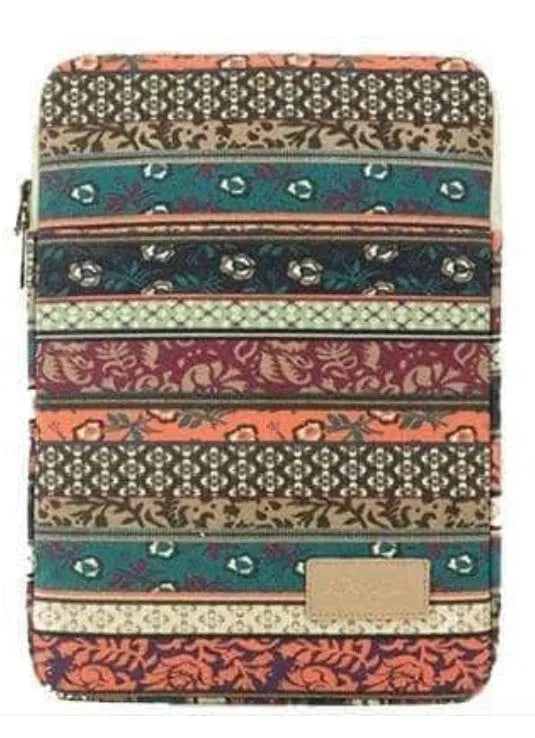 Canvas laptop sleeve for 14-inch laptop in brown colour, British-style design