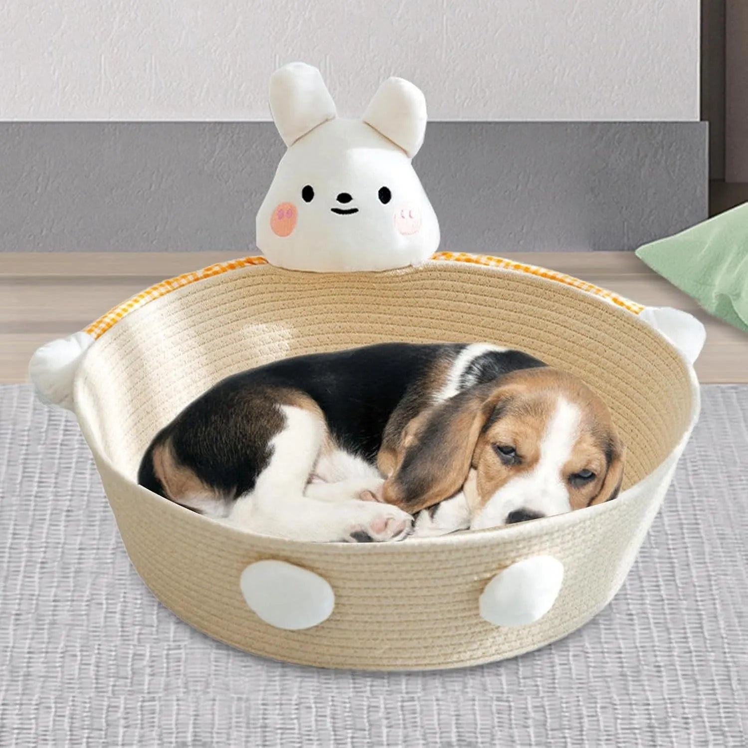Woven cotton rope cat bed with scratching surface in Bear design, shown in medium size.