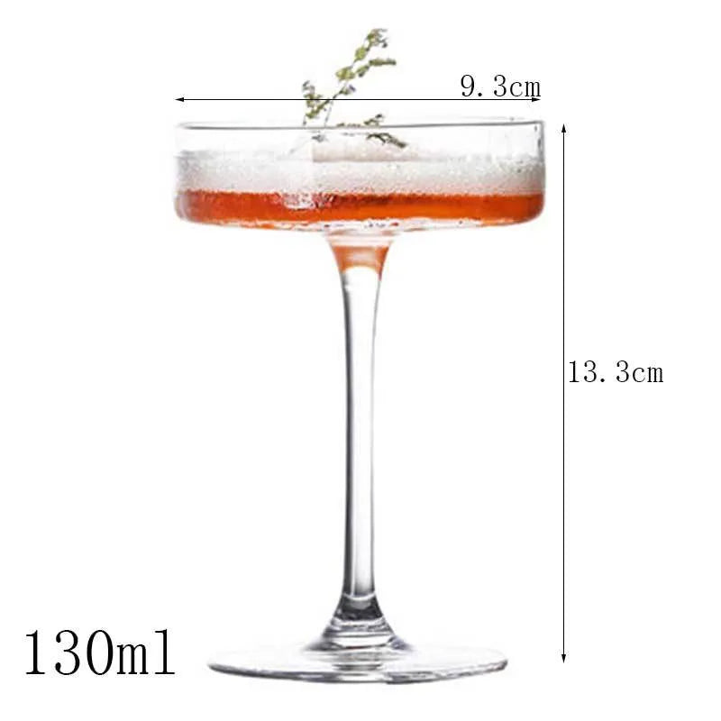 Transparent lead-free glass cocktail glass with seamless flat base and satin-board wall design
