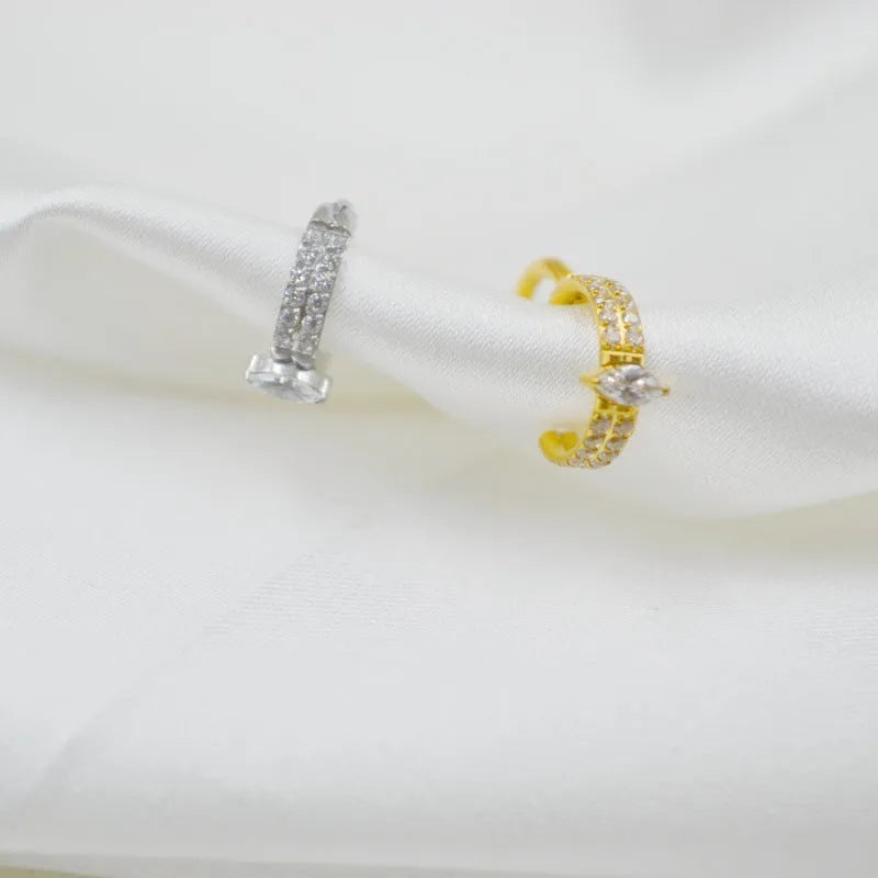 Heart-shaped zircon earrings with diamond treatment in 316 titanium steel, silver or gold colour options