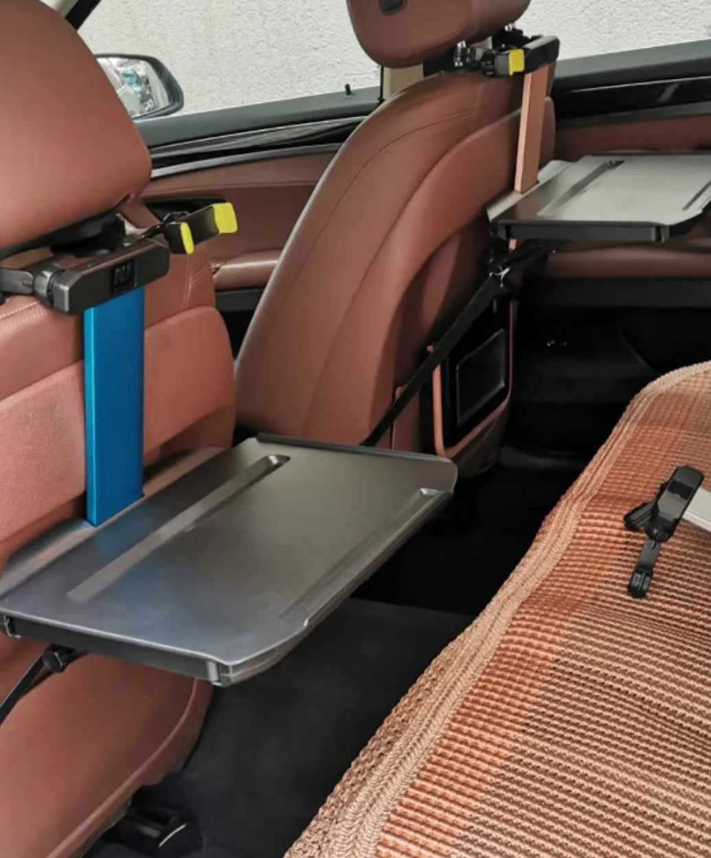 Child car study desk in ABS plastic with laptop holder, two removable trays, and phone holder, black colour