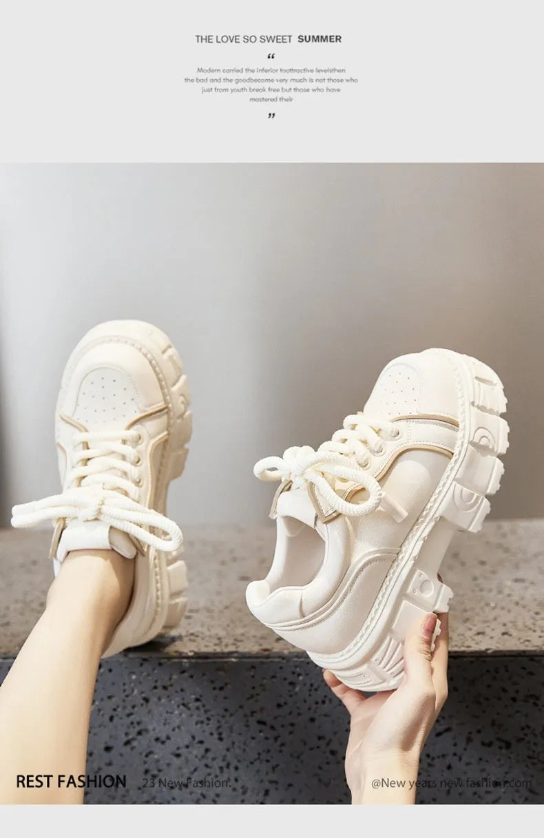 Women's leather casual shoes with 3cm rubber foam sole in beige or pink colour