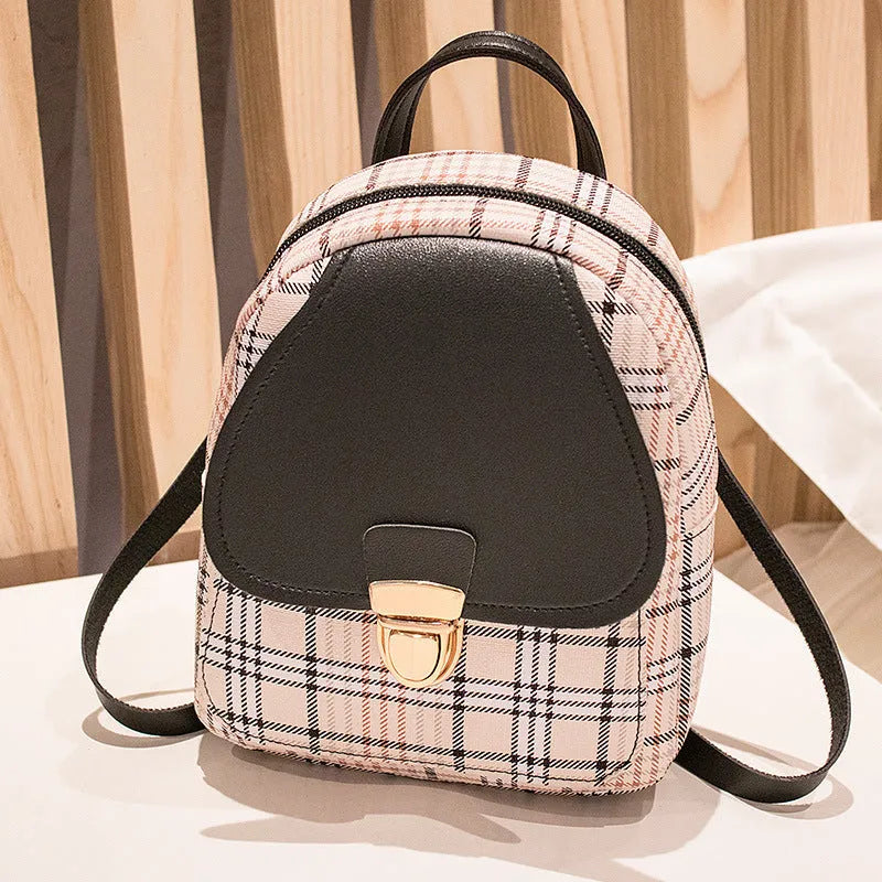 Diagonal one shoulder phone bag in PU leather available in five colours