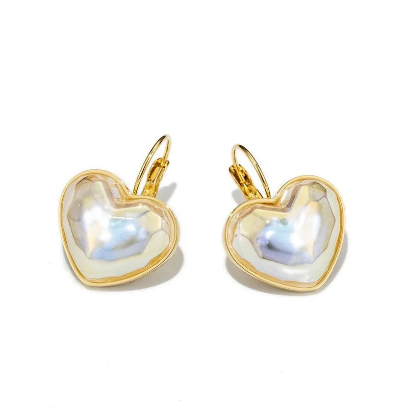 Gold alloy ear clip for women with natural style metal design