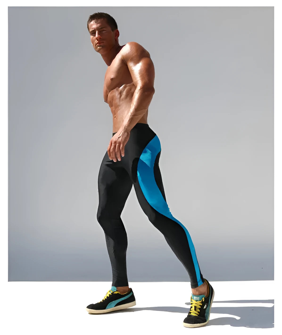 Men sports tight stretch fitness pants in breathable nylon, black blue colour, tight fit for running and gym training
