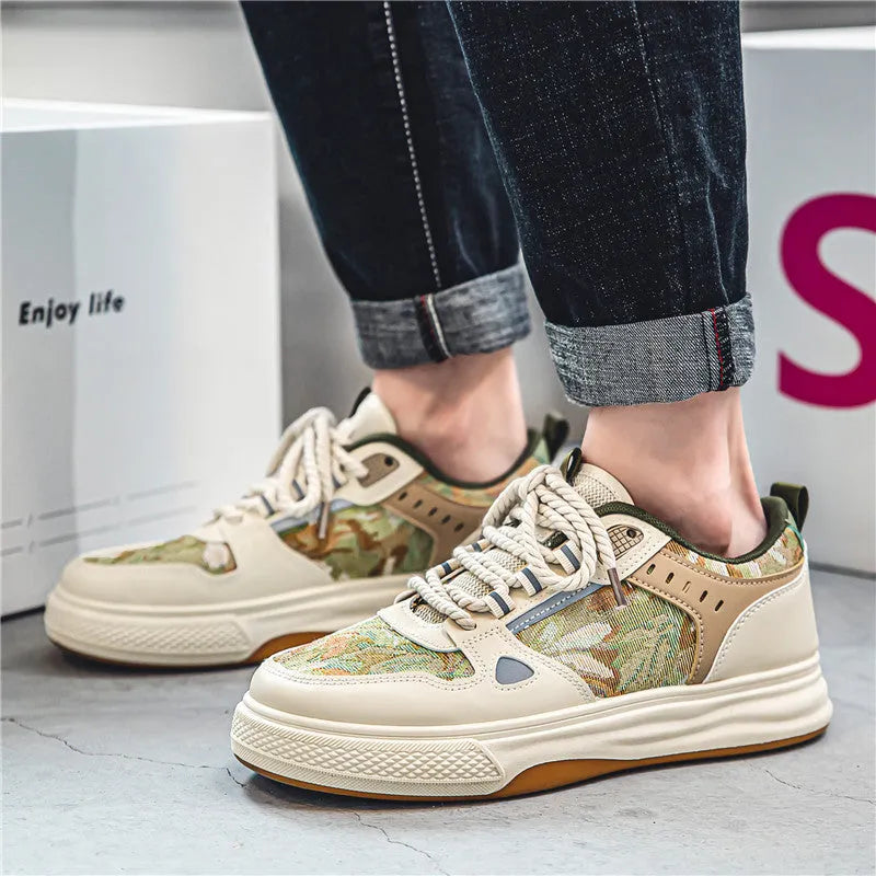 Canvas casual shoes with round toe and flat heel in Milan green or beige colours