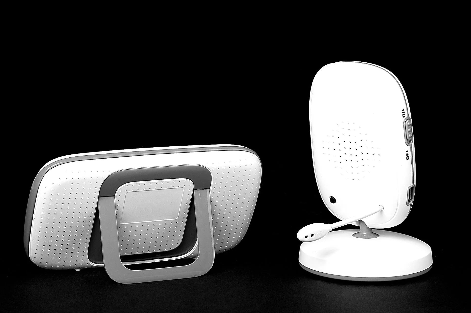 VB603 digital baby monitor with 3.2-inch parent unit and camera with night vision