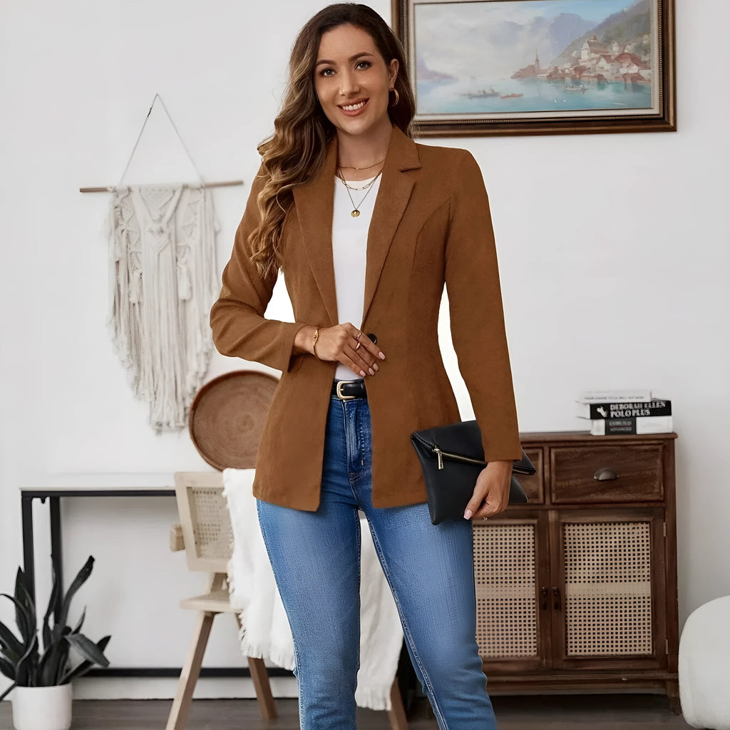 Brown single-breasted leisure suit coat with lapel and long sleeves