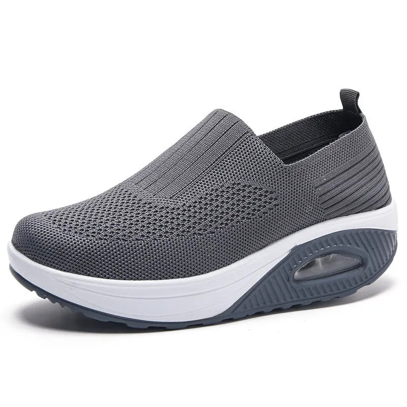 Women's air cushion non-slip flying woven shoes in solid colour, low top with mesh upper and EVA sole
