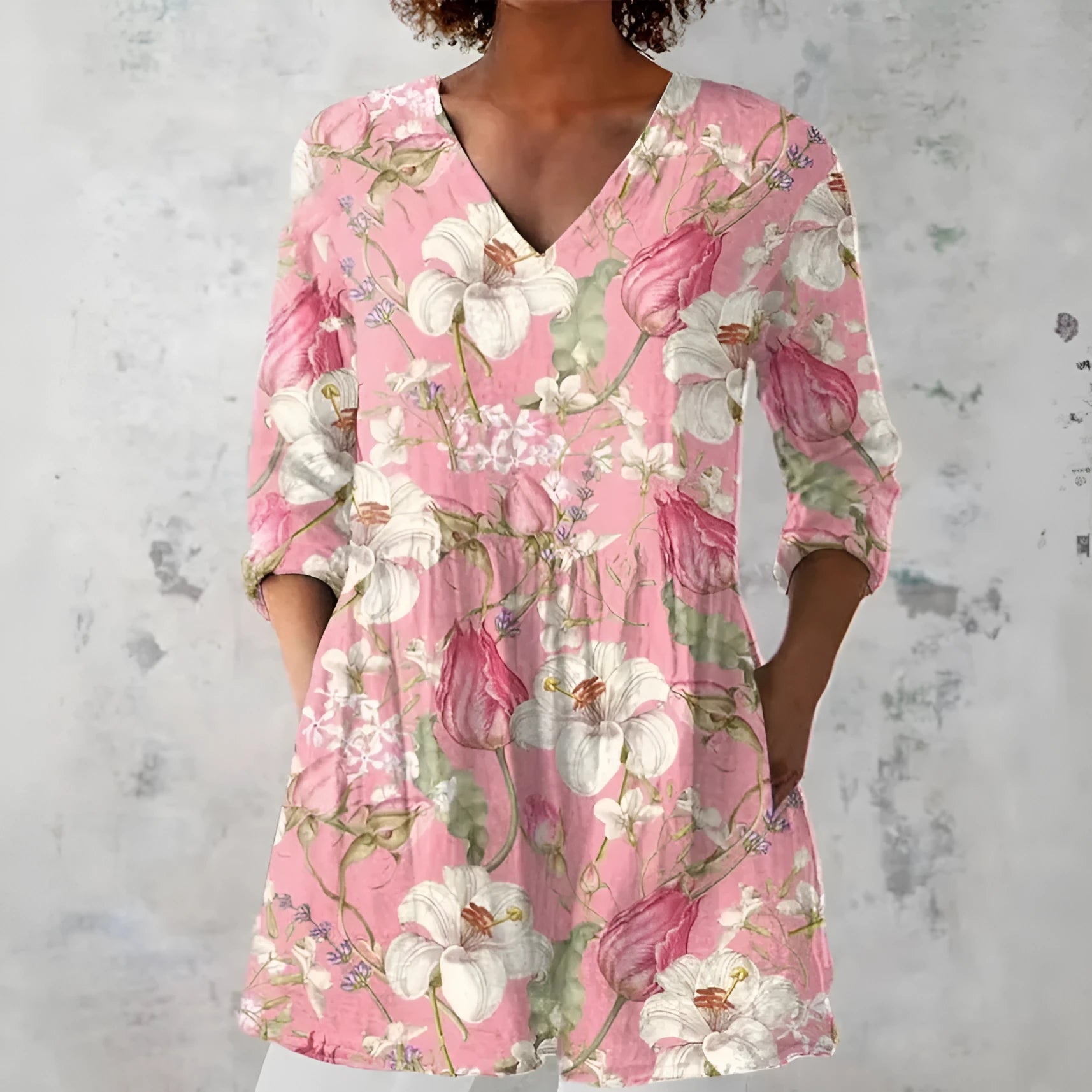 Women's retro slim fit long-sleeved polyester top with digital printing in multiple colour designs
