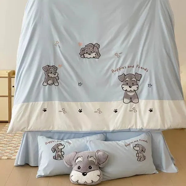 Cute Schnauzer dog cartoon pattern on a light blue thickened cotton quilt cover and matching pillowcases.