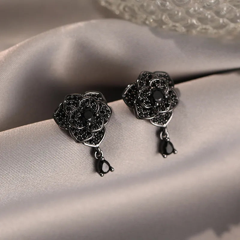 Black rose zircon flower stud earrings with 18K gold plating on copper construction