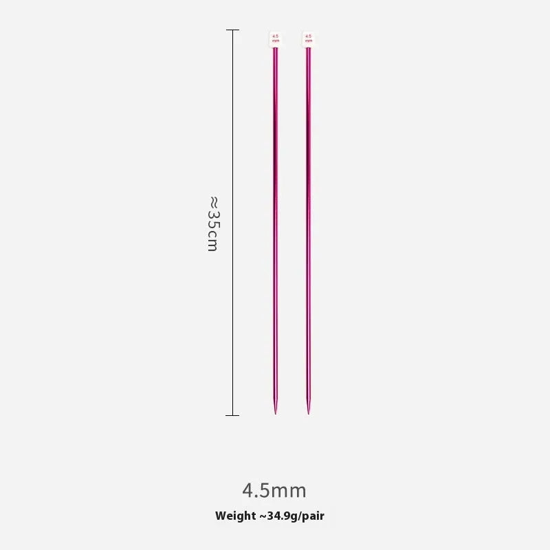 Set of lengthened crochet hooks with caps in 13 sizes from 2.0mm to 10.0mm, two hooks per size.