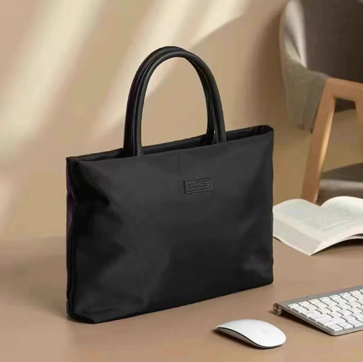 Solid colour lightweight Oxford cloth women's laptop bag in beige for 14 inch laptops