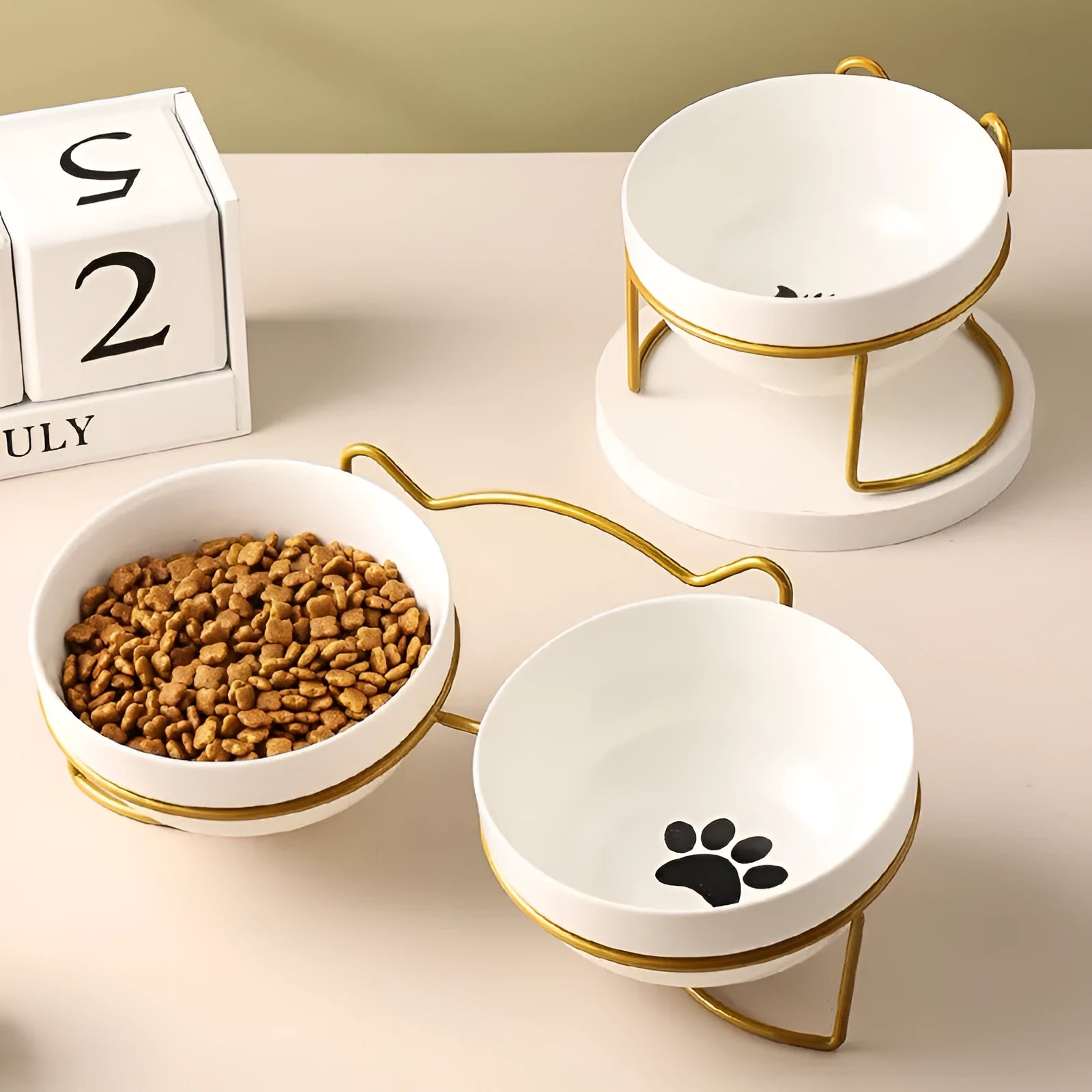 Ceramic cat bowl with iron stand in cat footprints or fishbone pattern design