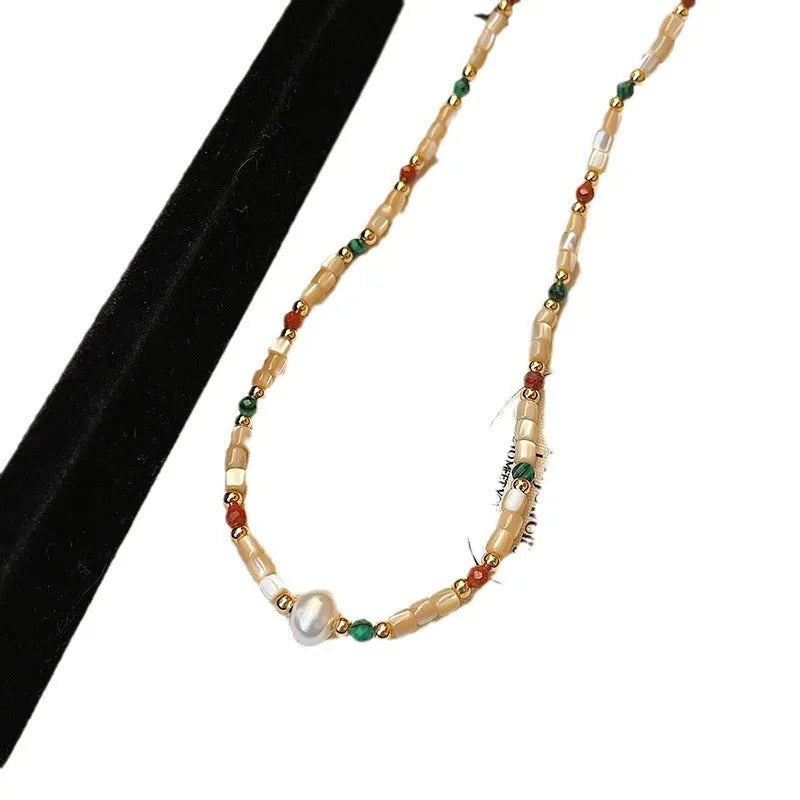 Women's geometric pearl necklace with zinc alloy pendant on adjustable clavicle chain, fashion OL style