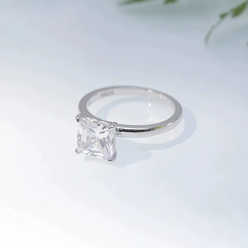 Simple geometric 925 sterling silver ring for women in a choice of gold, rose gold, or silver finish.