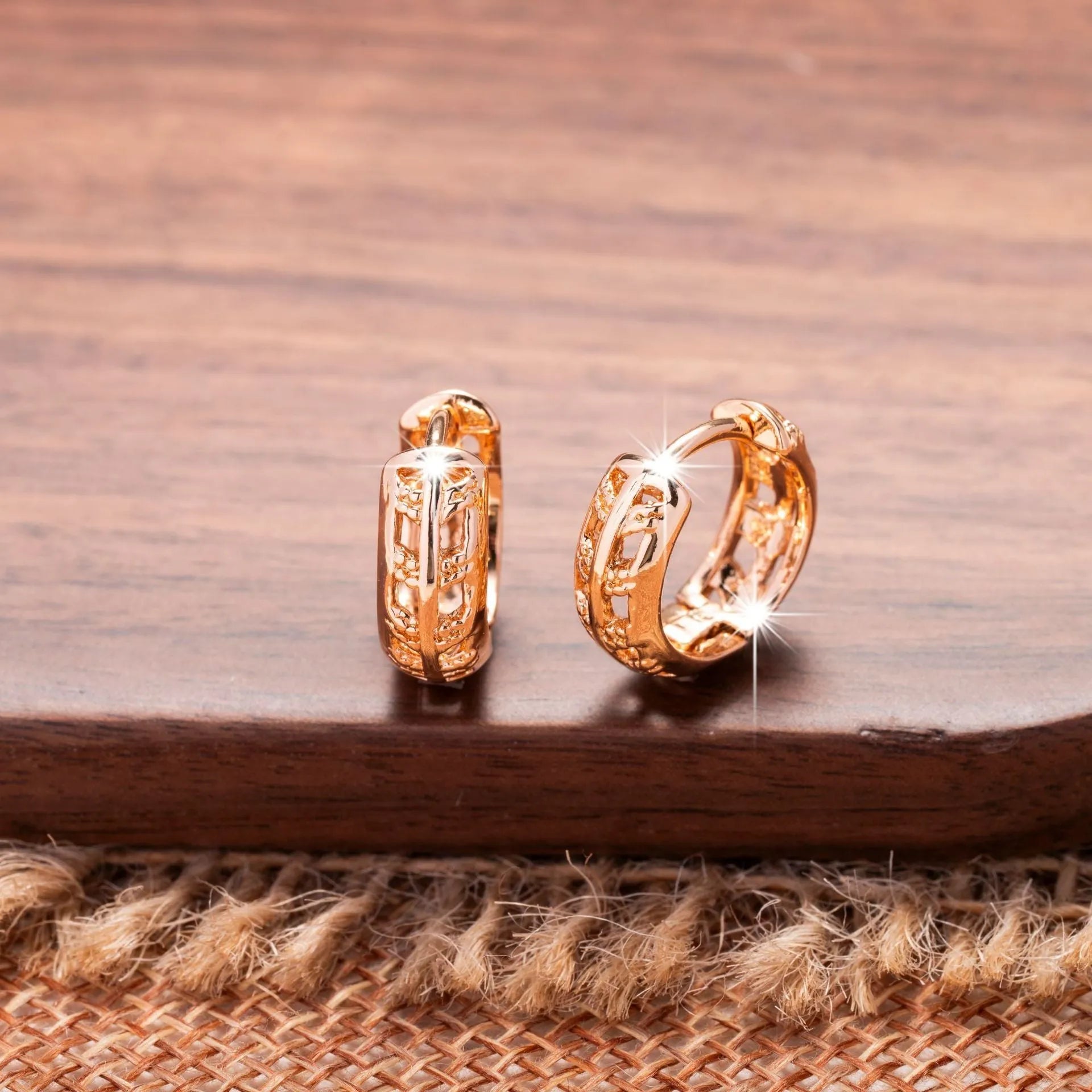 Hollowed copper earrings in heart or leaf shape with rose gold finish