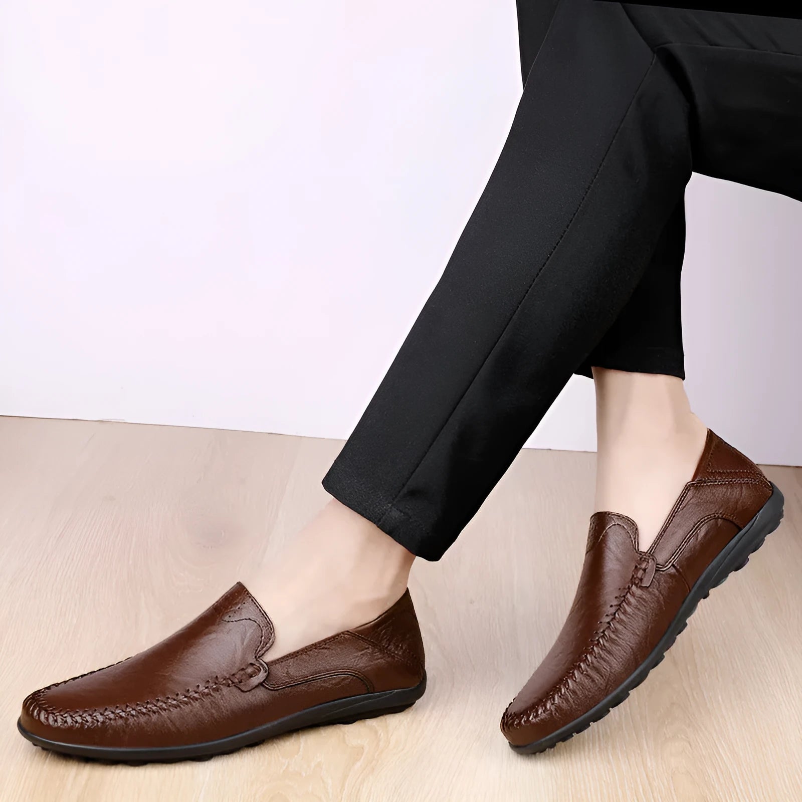 Men's brown leather business casual shoes with round toe and flat heel design