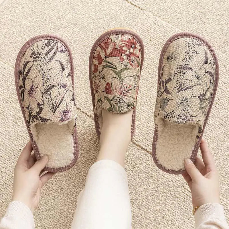 Winter cotton slippers with linen surface, PVC sole, available in floral colours and precise centimetre sizes