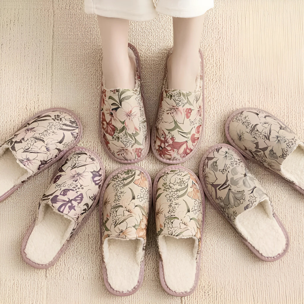 Winter cotton slippers with linen surface, PVC sole, available in floral colours and precise centimetre sizes