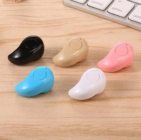 Smart super mini wireless earphone in black, size 30mm x 18mm x 15mm, Bluetooth 4.0 in-ear style