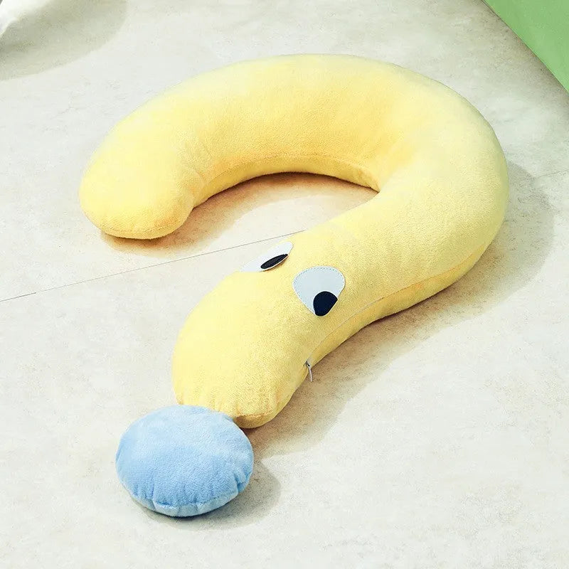 Rectangular blue pet sleeping pillow measuring 62 cm long by 39 cm wide for dogs or cats.