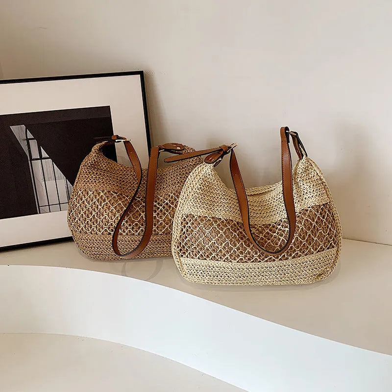 Women's straw crossbody bag in khaki colour with sandwich pocket compartment