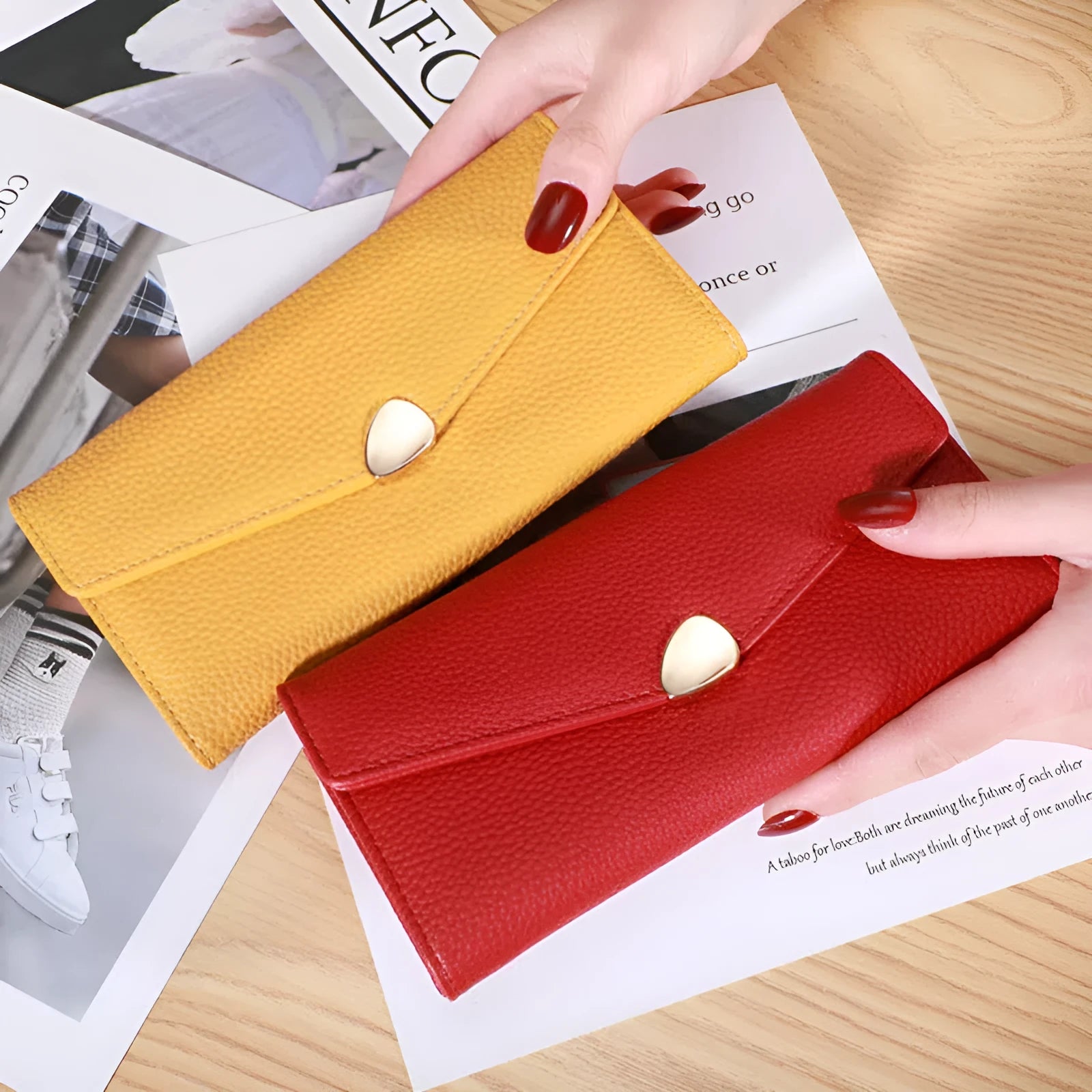 Women's lychee-pattern PU leather clutch wallet in solid colour with patchwork detail