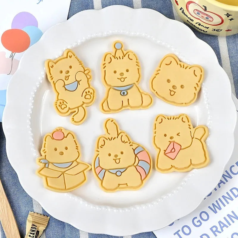 Three-dimensional plastic pet biscuit mould with cartoon puppy designs