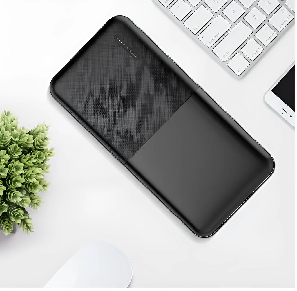 20000 mAh polymer lithium ion power bank with multi-USB ports, black plastic shell, 140x69x26mm