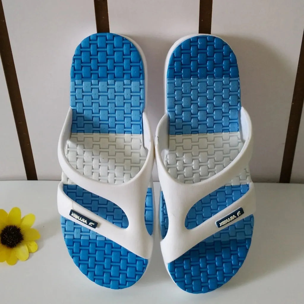 Blue Chinese summer slippers for men with open design suitable for balcony and courtyard use