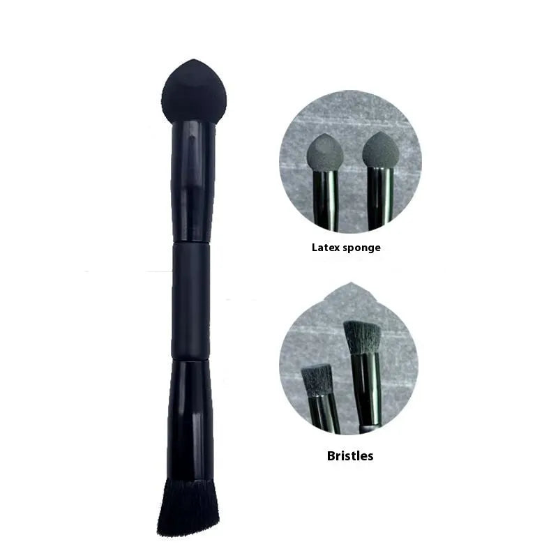Black wooden handle concealer brush with sponge tip for dark circles