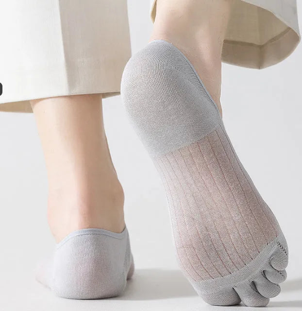 Modal cotton five-finger ultra-thin boat socks in solid colours including black, grey, khaki, and white.