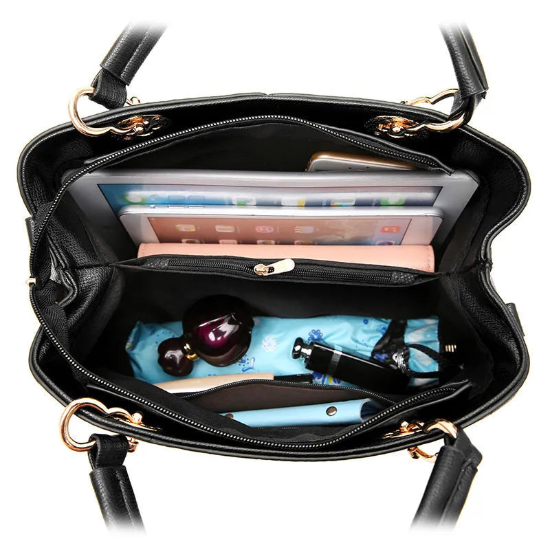 Retro fashion handbag in PU leather with shoulder strap and zipper opening