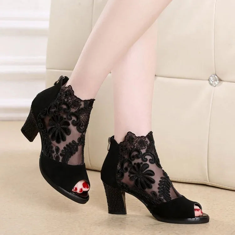 Women's black floral lace gladiator sandals with square high heel and peep toe design