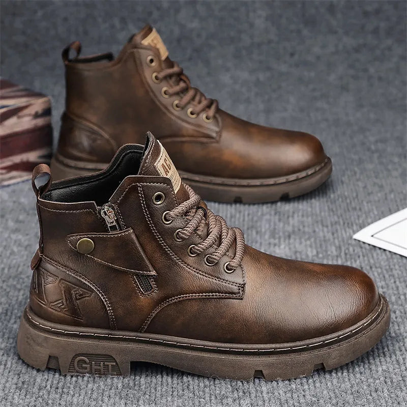 Retro British style men's Martin boots in black leather with front lace-up and mid heel