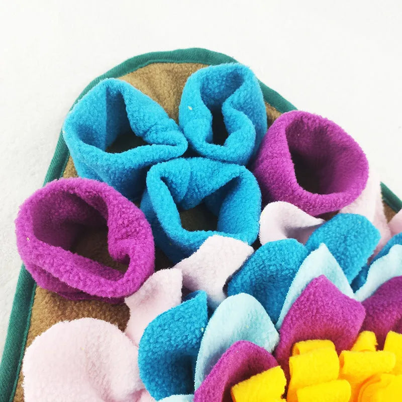 Pet snuffle mat for dogs interactive feed game sunflower suction cups 50x50cm fleece on floor