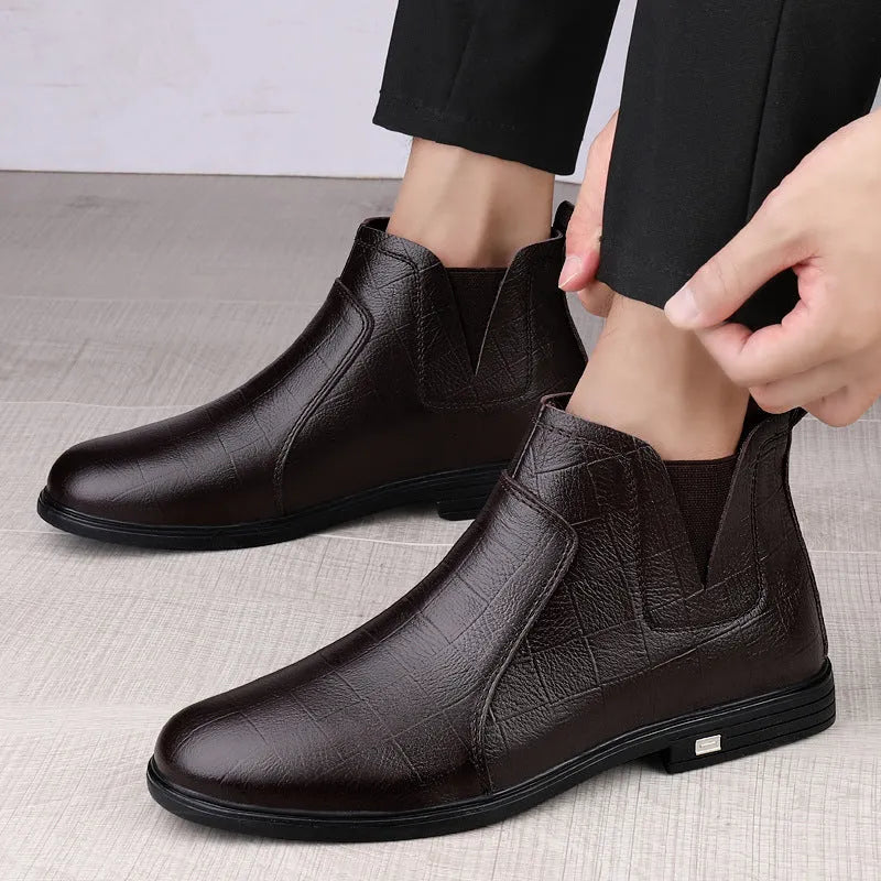 Men's casual leather boot black fleece lined first layer cowhide low heel winter