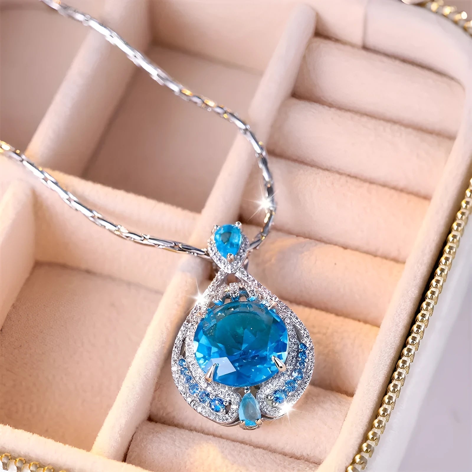 Blue crystal fireworks cut pendant necklace on geometric alloy water wave chain