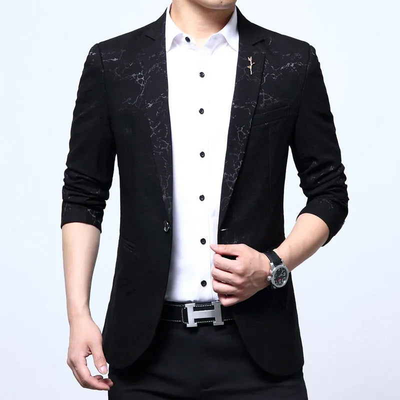 Men's slim casual Korean-style suit in black with suit collar, single-breasted button, and long sleeves on a mannequin