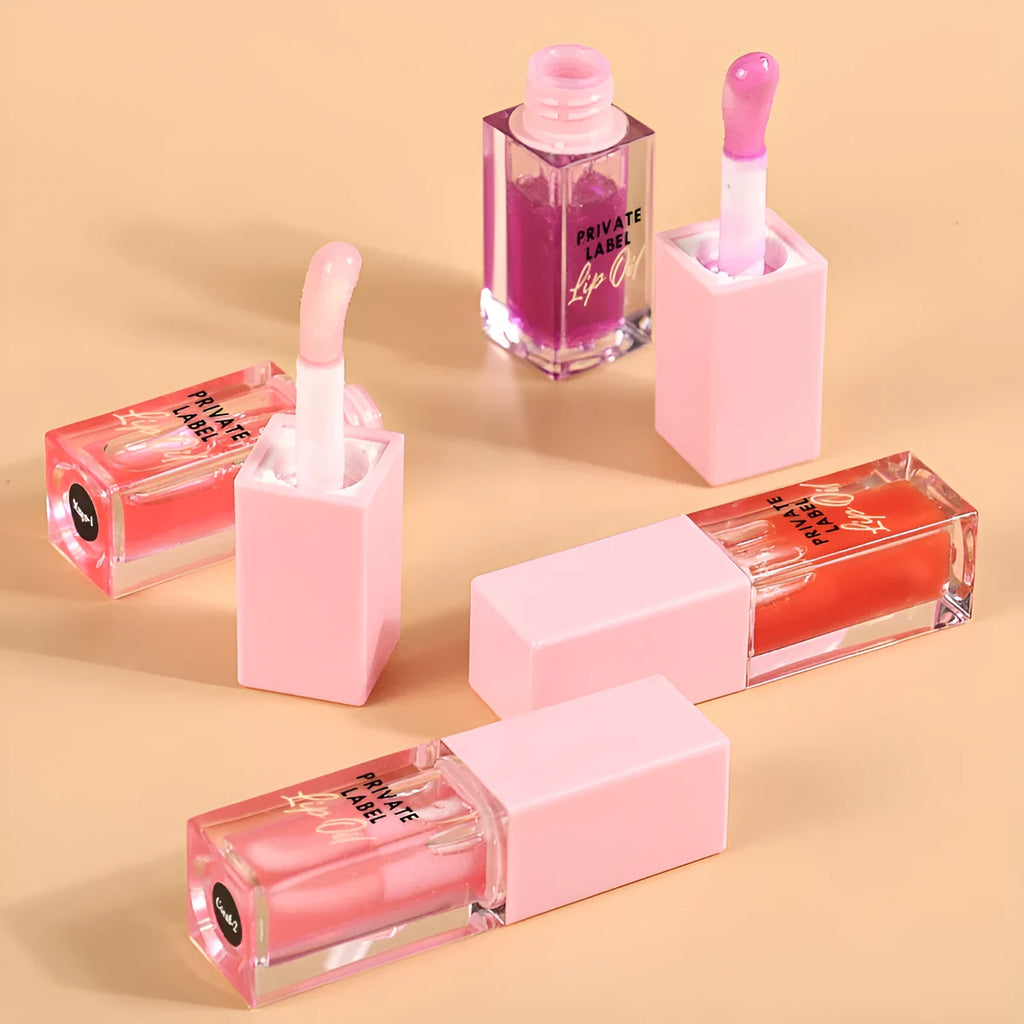 Women's transparent lip gloss in six fruity shades with 6ml tubes