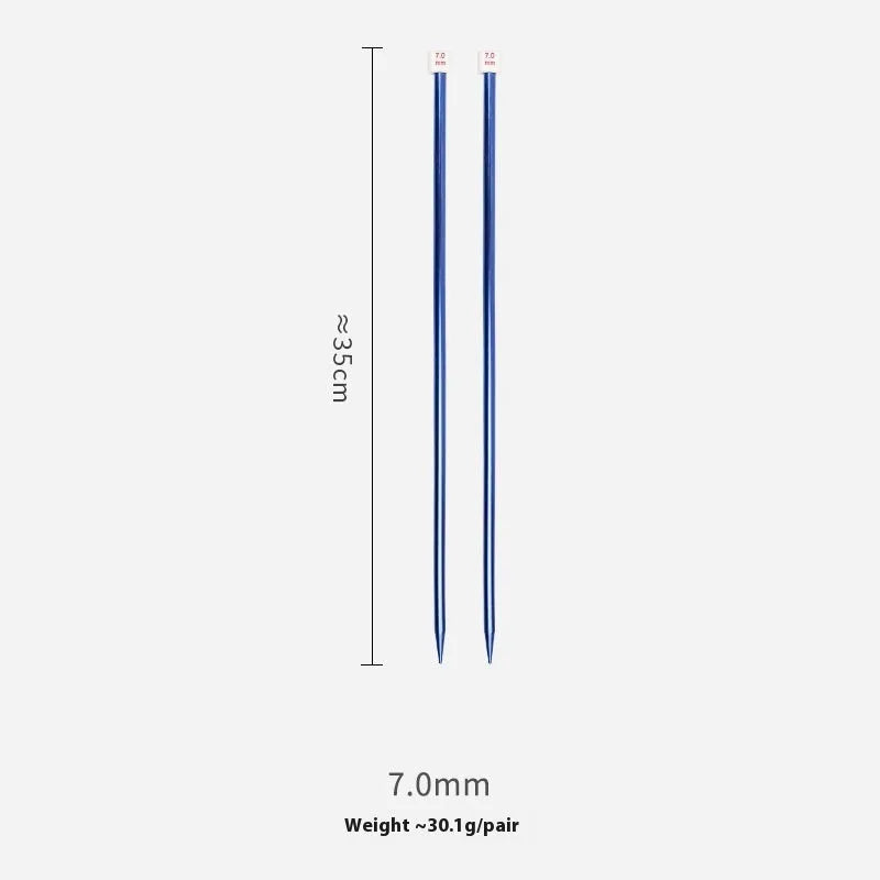 Set of lengthened crochet hooks with caps in 13 sizes from 2.0mm to 10.0mm, two hooks per size.