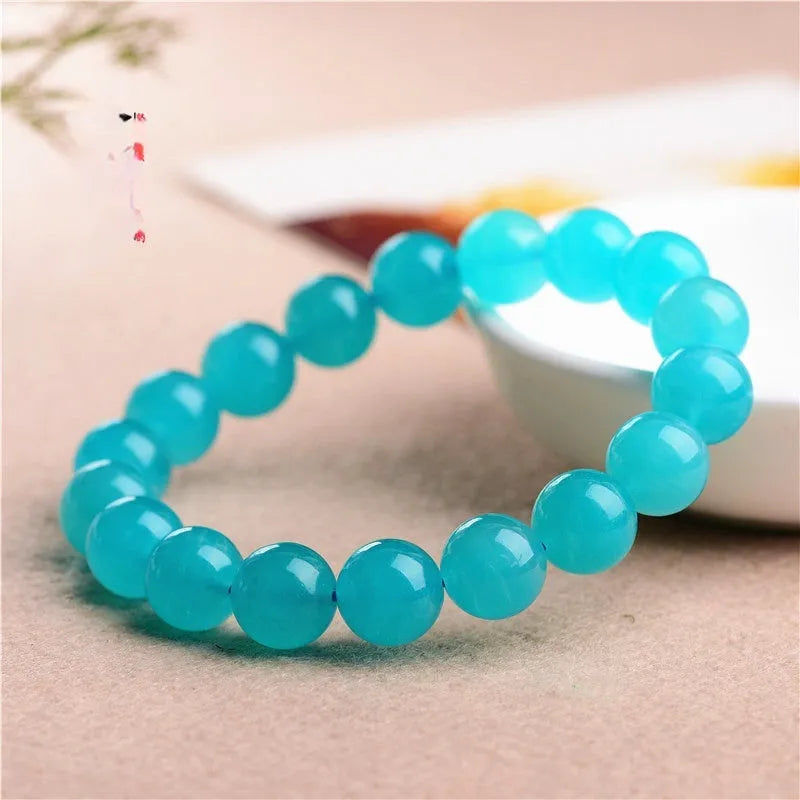 Loose natural blue-green amazonite gemstone beads for jewellery making in various sizes.