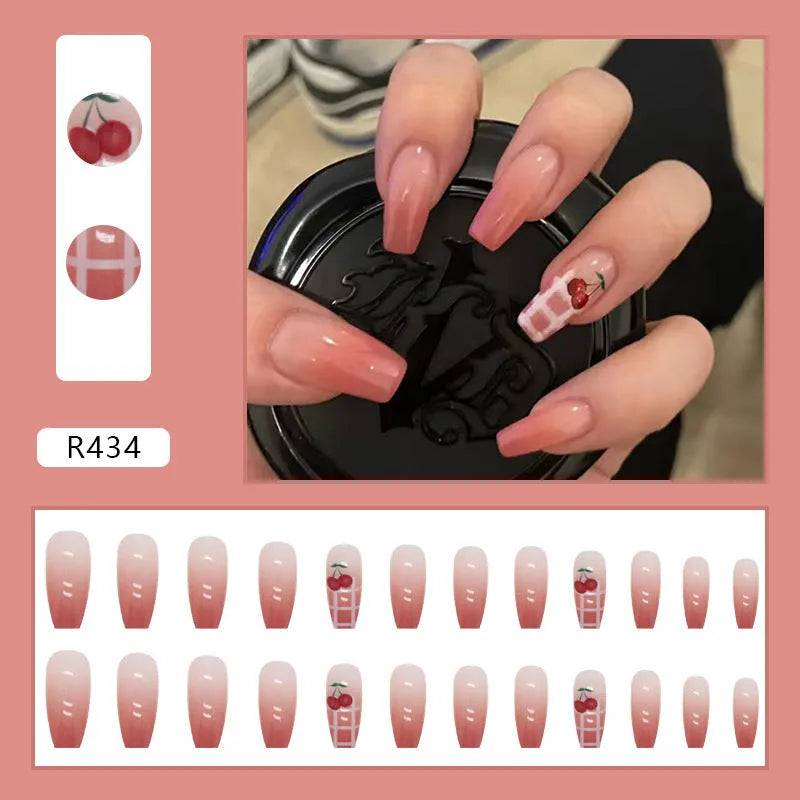 Crystal Butterfly fake nail set with 24 nail pieces and glue in colour Z053 plain pattern.